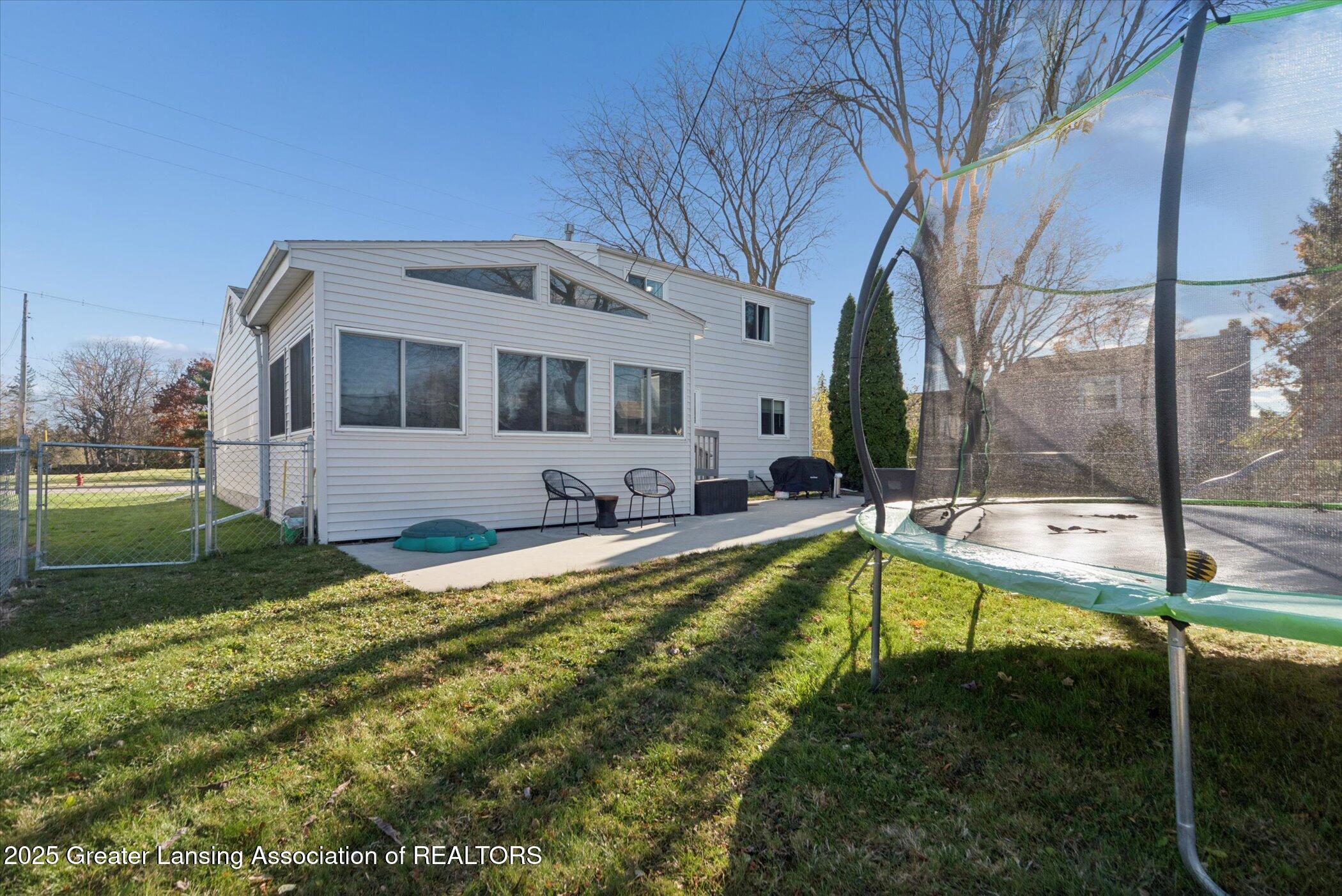 1017 Coolidge Road Lansing, MI 48912 - Photo 36 of 39 36-1017 Coolidge Rd Lansing, MI 48912-W