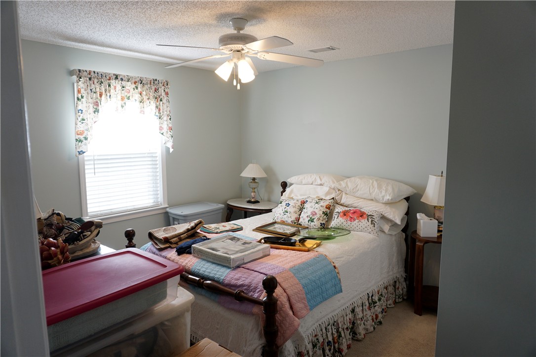 5710 Wooddell Ridge Road Waycross, GA 31503 - Photo 15 of 35 Third bedroom/office