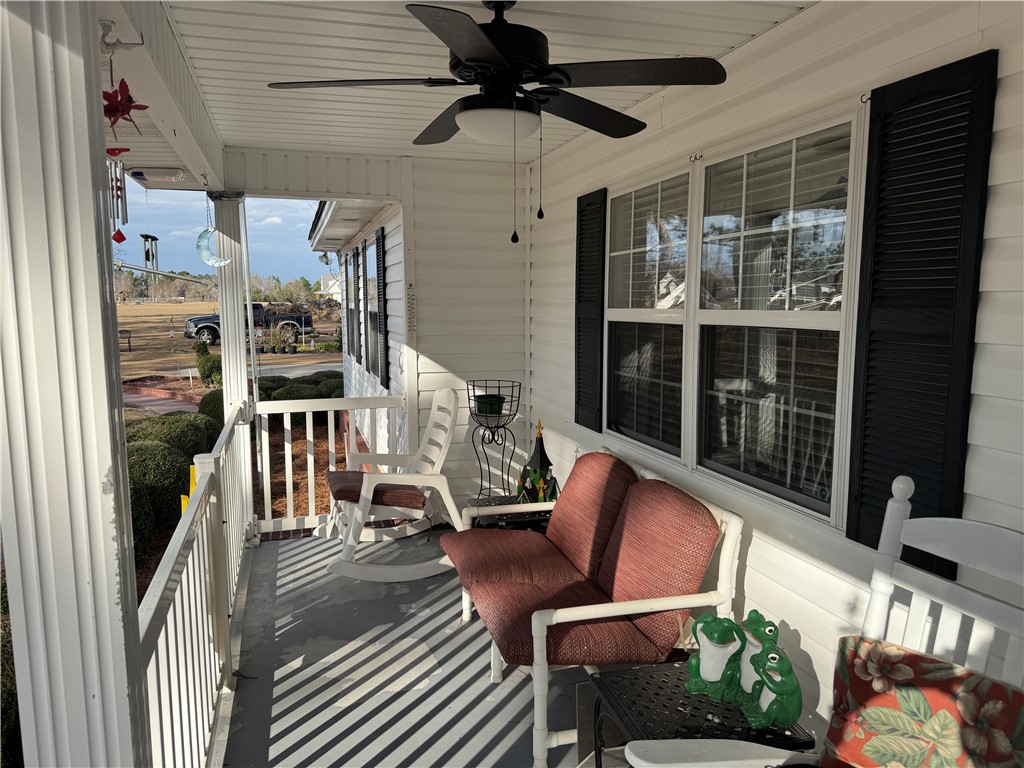 5710 Wooddell Ridge Road Waycross, GA 31503 - Photo 28 of 35 Front porch