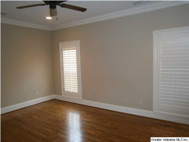 784 Bainbridge Court Birmingham, AL 35210 - Photo 11 of 26
