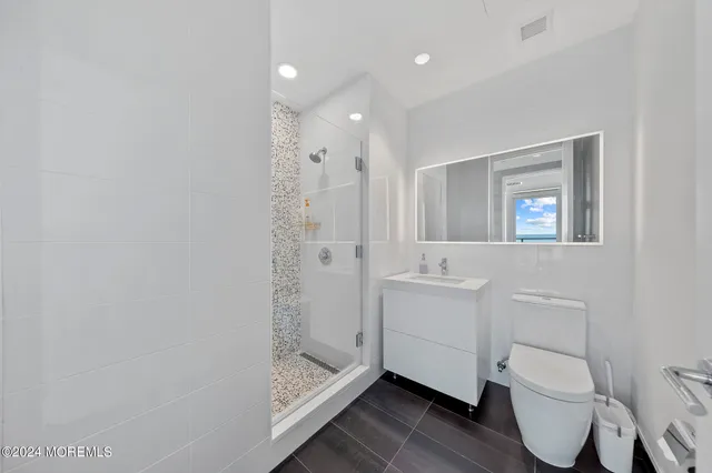 $4,200,000 | 1101 North Ocean Avenue, Unit 902, Asbury Park, NJ 07712