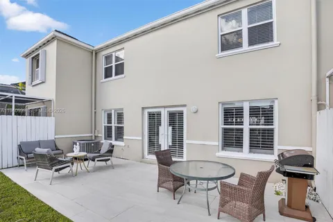 $850,000 | 7110 Southwest 54th Street, Miami, FL 33155