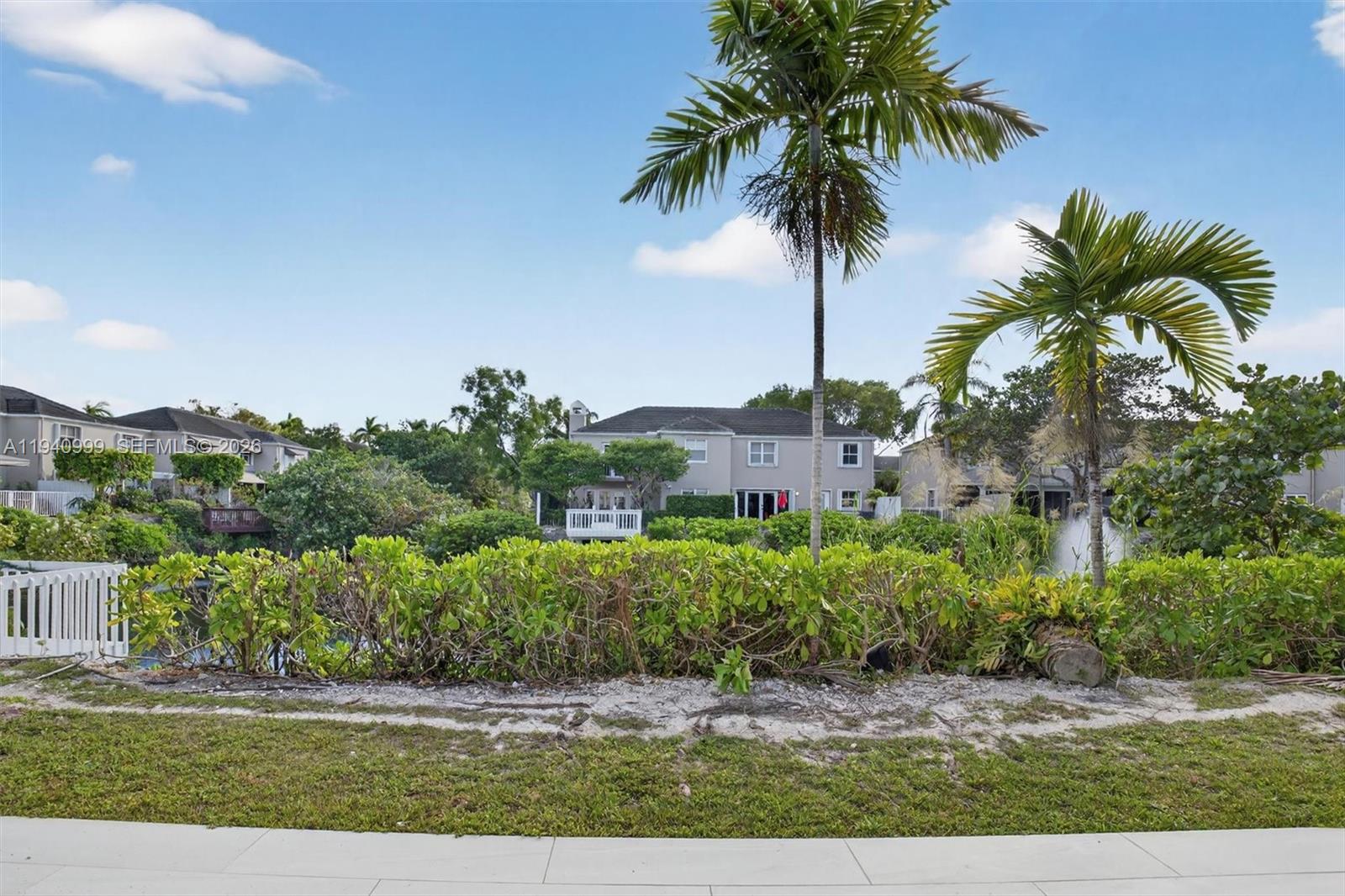 7110 Southwest 54th Street Miami, FL 33155 - Photo 17 of 63