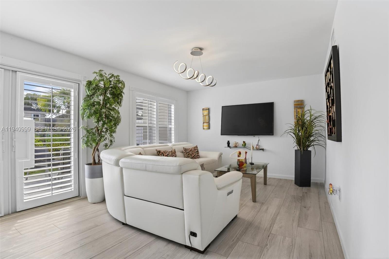 7110 Southwest 54th Street Miami, FL 33155 - Photo 19 of 63