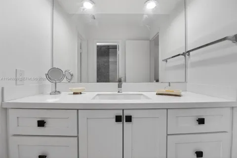 $850,000 | 7110 Southwest 54th Street, Miami, FL 33155