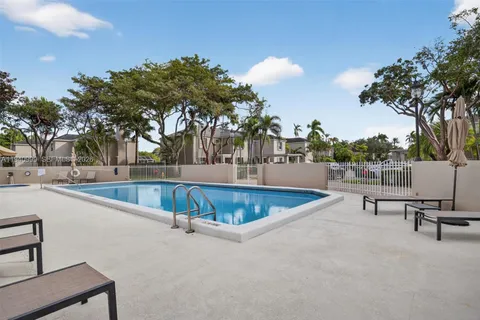 $850,000 | 7110 Southwest 54th Street, Miami, FL 33155