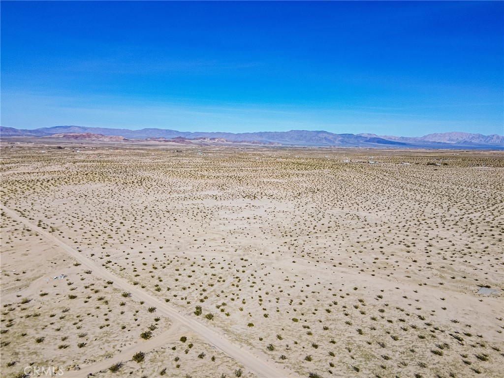 76100 2 Mile Road Twentynine Palms, CA 92277 - Photo 16 of 37