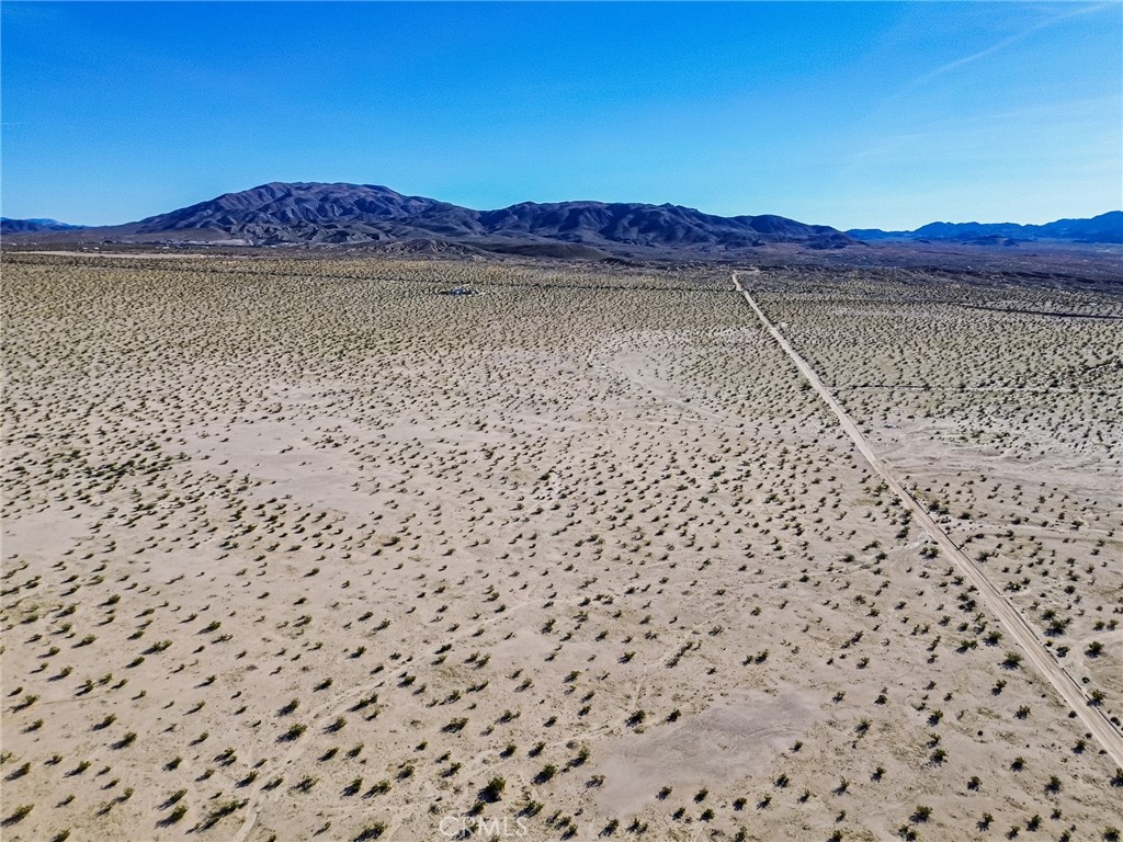 76100 2 Mile Road Twentynine Palms, CA 92277 - Photo 26 of 37 a view of a with a yard