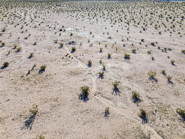 $19,500 | 76100 2 Mile Road, Twentynine Palms, CA 92277