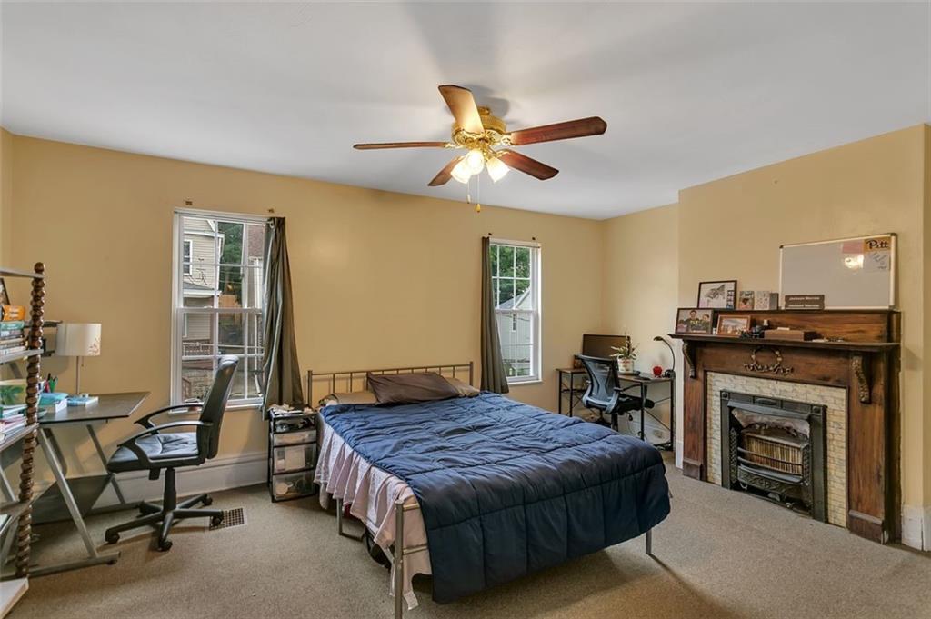 241 Dunseith Street Pittsburgh, PA 15213 - Photo 11 of 23 Gallery Image 11