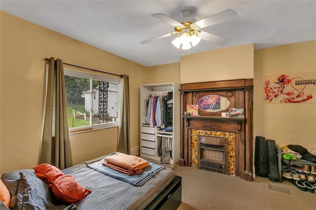 241 Dunseith Street Pittsburgh, PA 15213 - Photo 9 of 23 Gallery Image 9