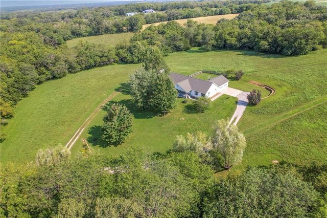 $565,000 | 8188 Northeast 292nd Street, Turney, MO 64493