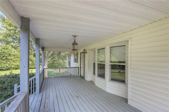 $565,000 | 8188 Northeast 292nd Street, Turney, MO 64493