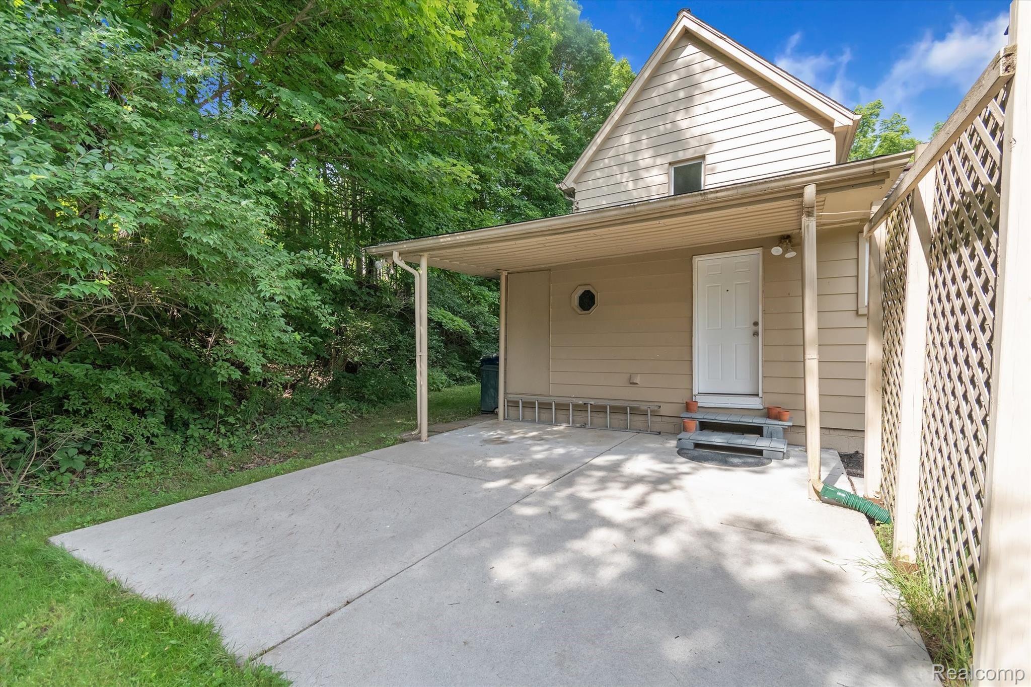 10024 Ford Road Ypsilanti, MI 48198 - Photo 31 of 35 35-10024 Ford Rd-windowstill-realestate-photography-35.jpg