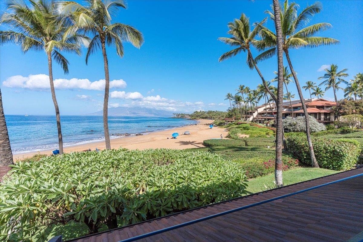 4850 Makena Alanui Road, Unit E205 Kihei, HI 96753 - Photo 40 of 45 a view of a backyard