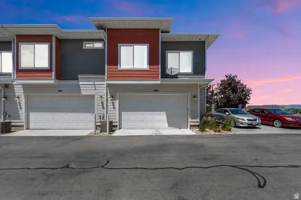 $400,000 | 960 Cyan Valley Way, Riverton, UT 84065