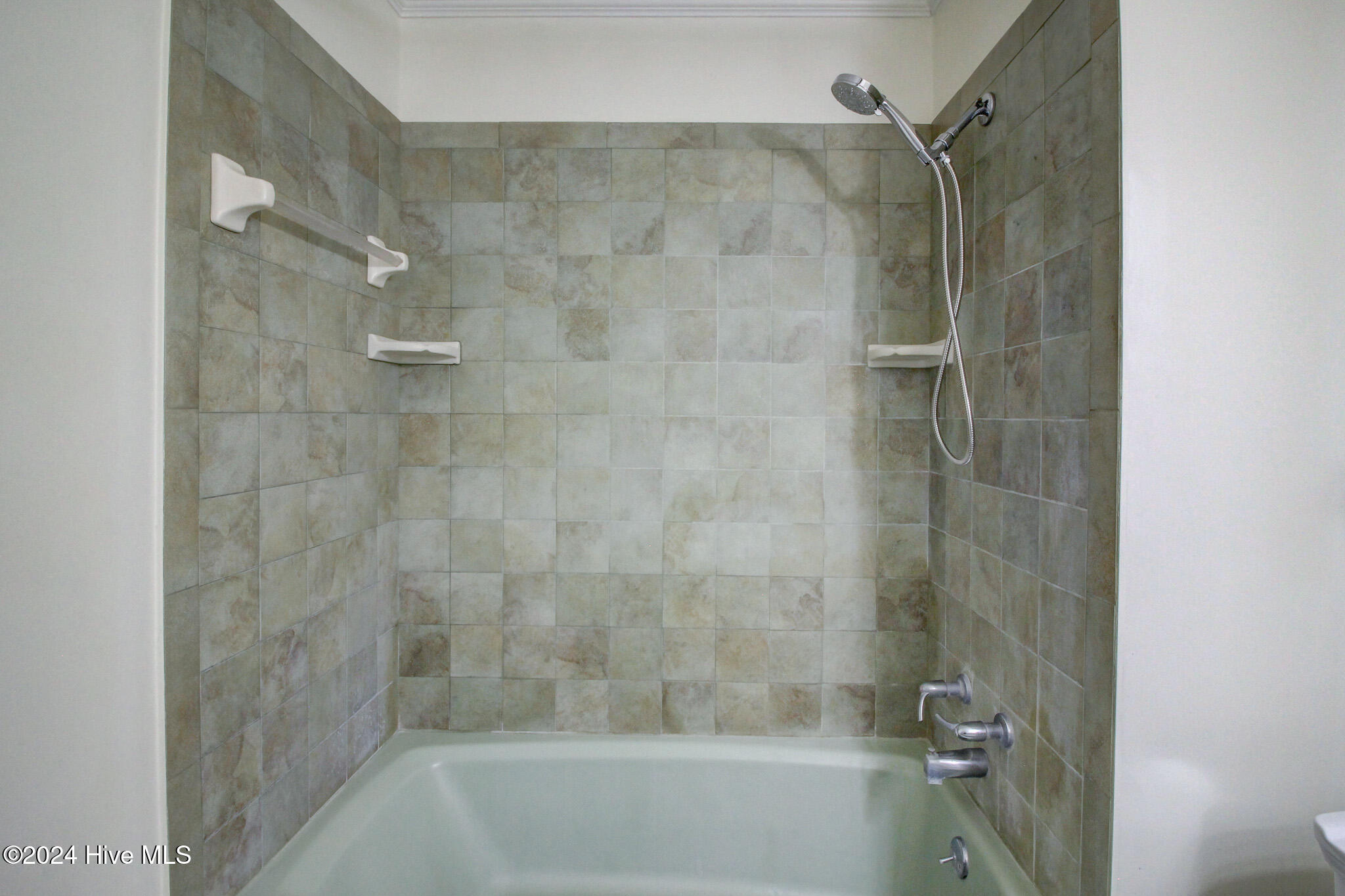 705 Robin Road Morehead City, NC 28557 - Photo 33 of 51 Main bath
