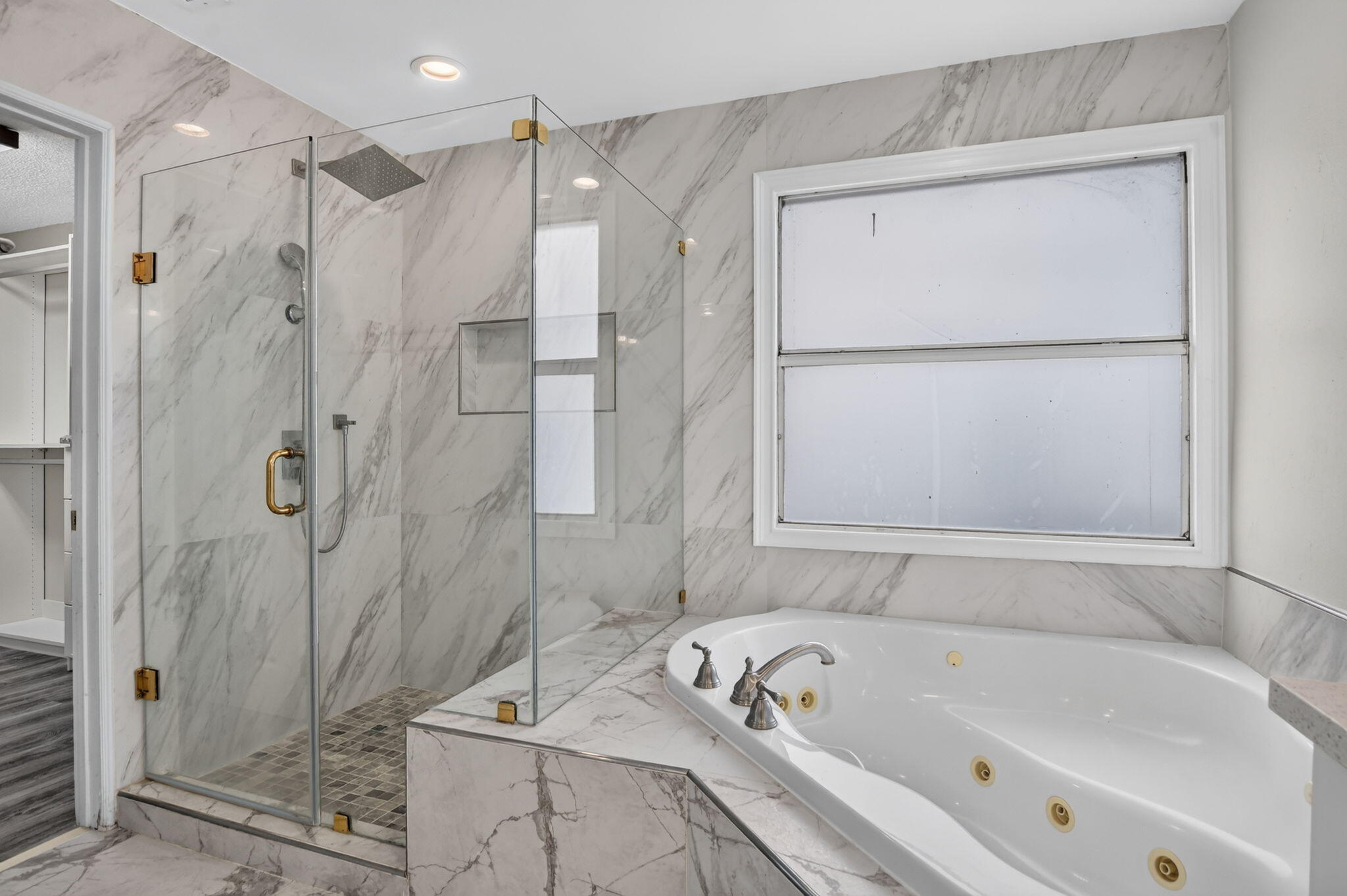 23338 La Vida Way Boca Raton, FL 33433 - Photo 27 of 52 Primary Bathroom