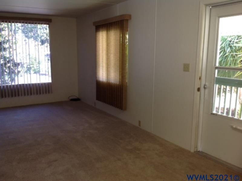 3100 Turner Road Southeast, Unit 159 Salem, OR 97302 - Photo 3 of 34 Gallery Image 3