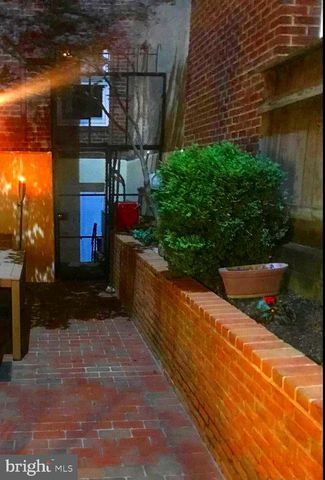 $515,000 | 317 10th Street Northeast, Unit 1, Washington, DC 20002