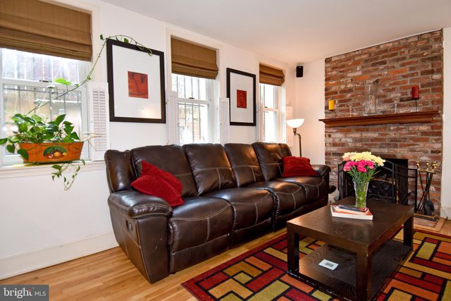 $515,000 | 317 10th Street Northeast, Unit 1, Washington, DC 20002