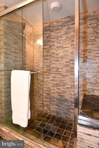 $515,000 | 317 10th Street Northeast, Unit 1, Washington, DC 20002