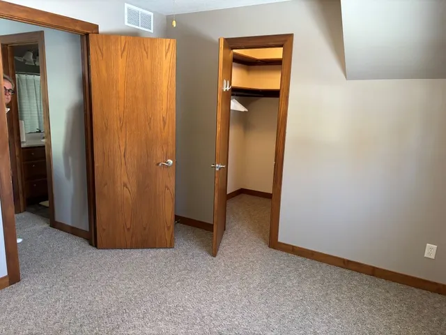 $149,900 | 206 South Cherry Street, Crescent City, IL 60928