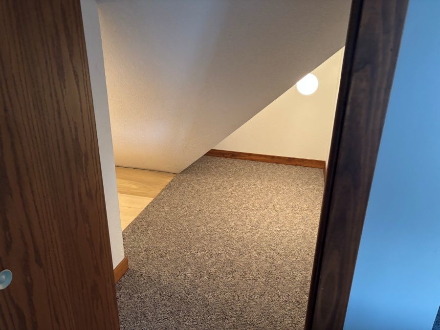 206 South Cherry Street Crescent City, IL 60928 - Photo 10 of 13 a view of closet