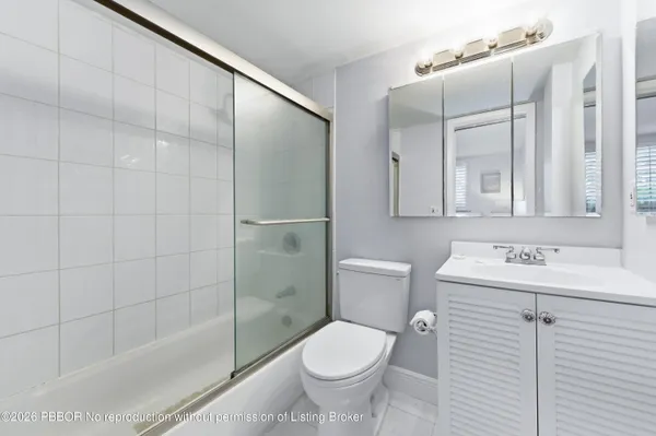 $1,390,000 | 139 Sunrise Avenue, Unit 102, Palm Beach, FL 33480