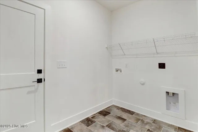 $427,500 | 102 Manchester Court, La Grange, NC 28551