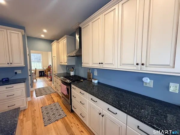 $794,500 | 4 Hard Hill Road South, Bethlehem, CT 06751