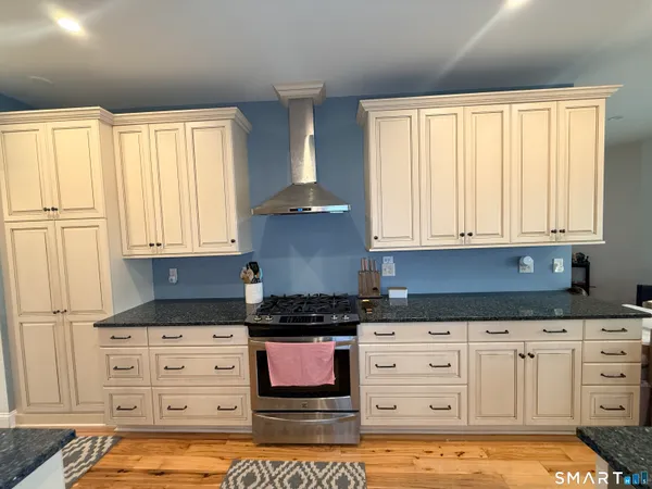 $794,500 | 4 Hard Hill Road South, Bethlehem, CT 06751