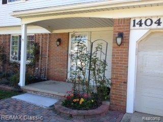 1404 Ranier Street Canton, MI 48187 - Photo 2 of 18 FRONT ENTRANCE.JPG