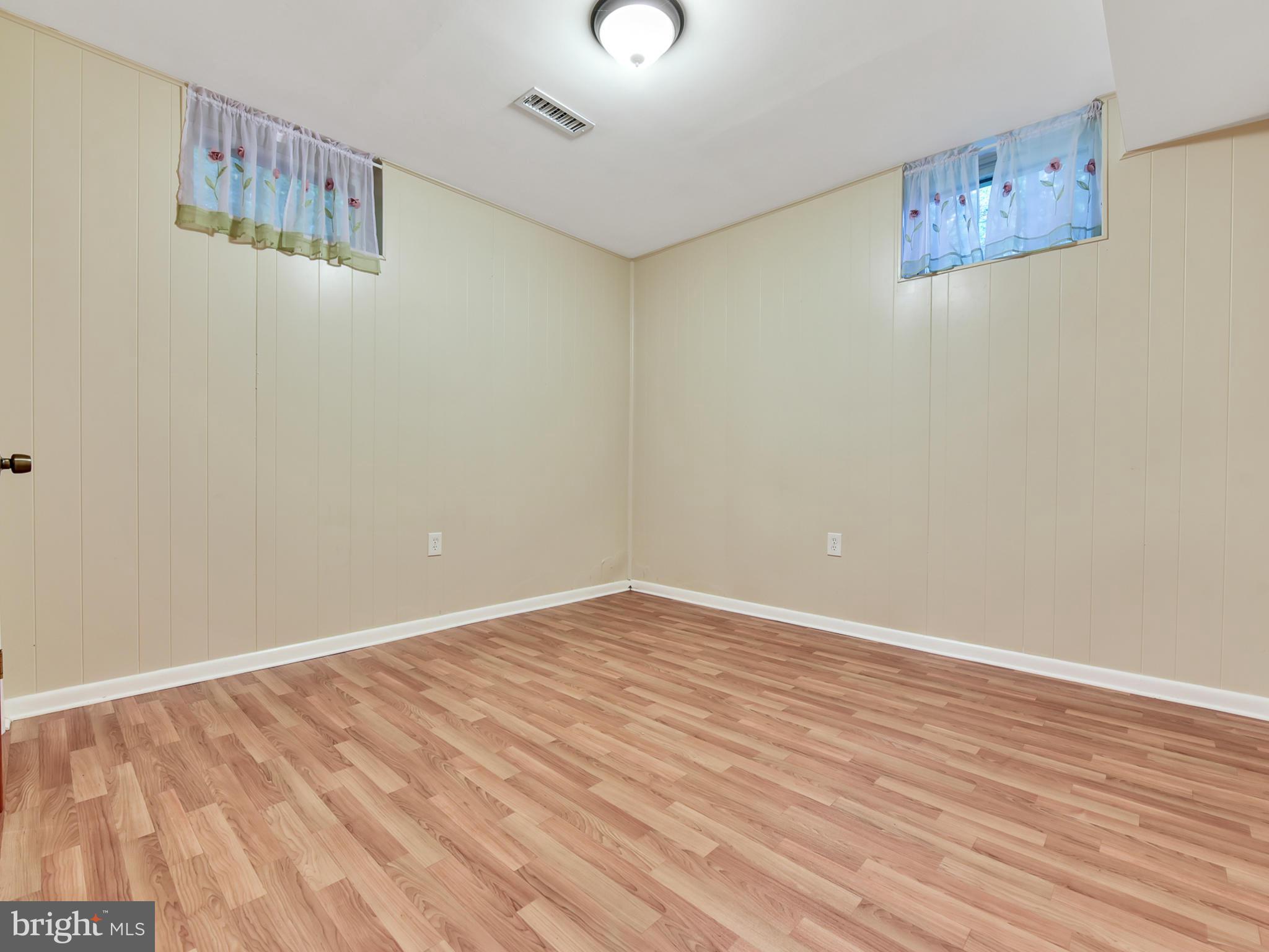 8718 Indian Springs Road Frederick, MD 21702 - Photo 8 of 39 Den/ Potential 4th Bedroom