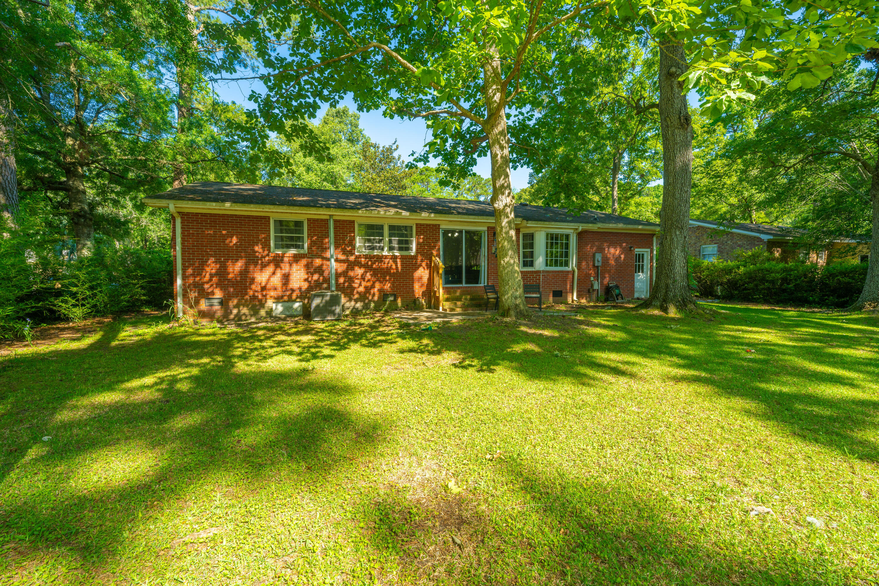 314 Heber Road Summerville, SC 29485 - Photo 30 of 35 314HeberRd040