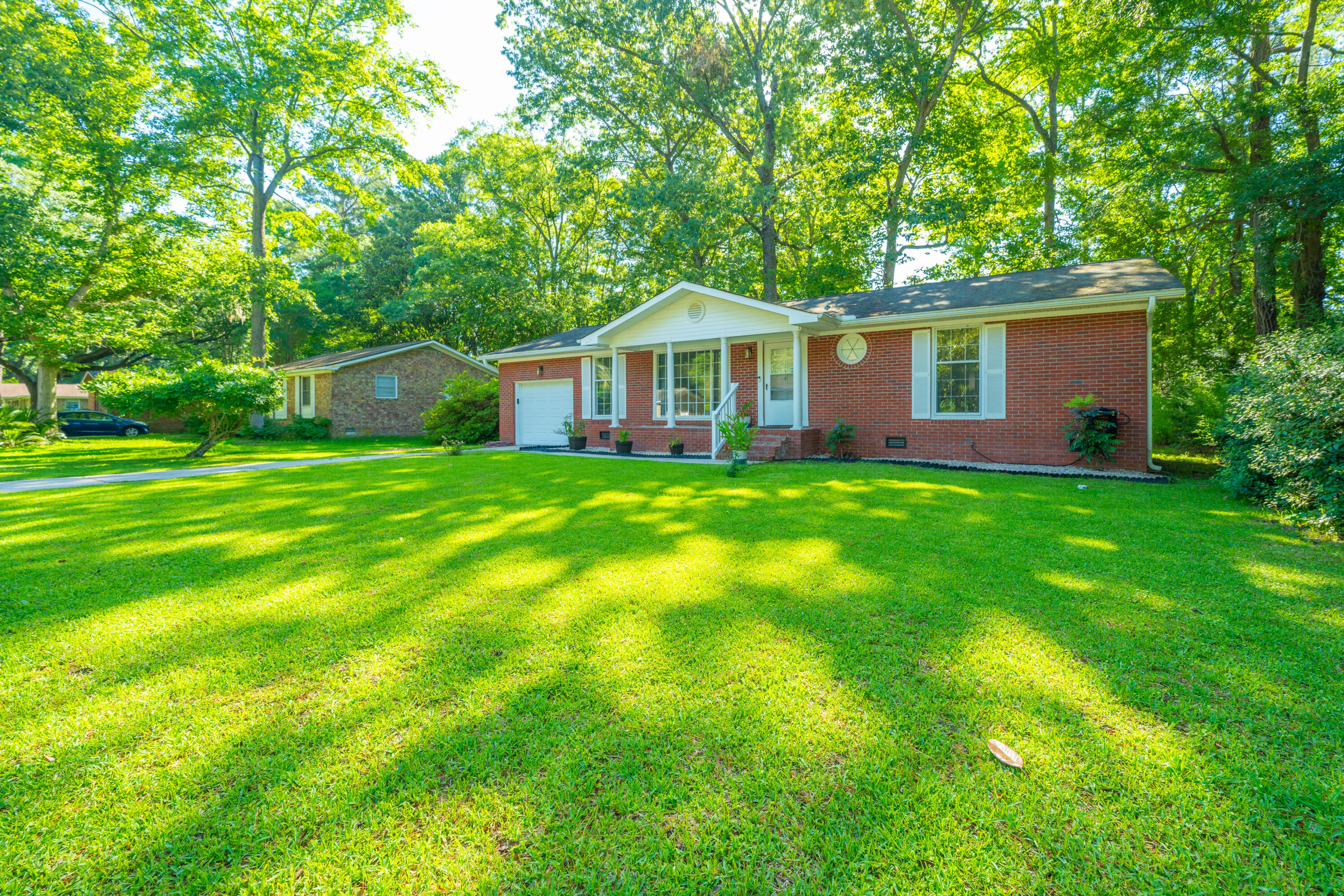 314 Heber Road Summerville, SC 29485 - Photo 3 of 35 314HeberRd002
