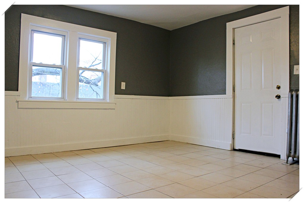 158 Pendleton Avenue Springfield, MA 01109 - Photo 8 of 9