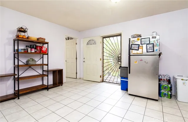 $699,999 | 14527 Corlett Avenue, Compton, CA 90220