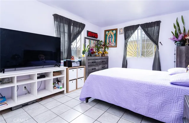 $699,999 | 14527 Corlett Avenue, Compton, CA 90220