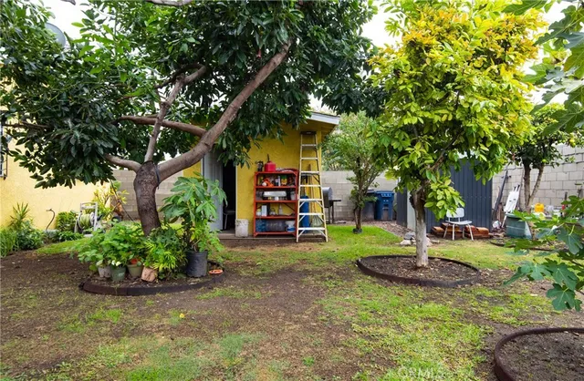 $699,999 | 14527 Corlett Avenue, Compton, CA 90220