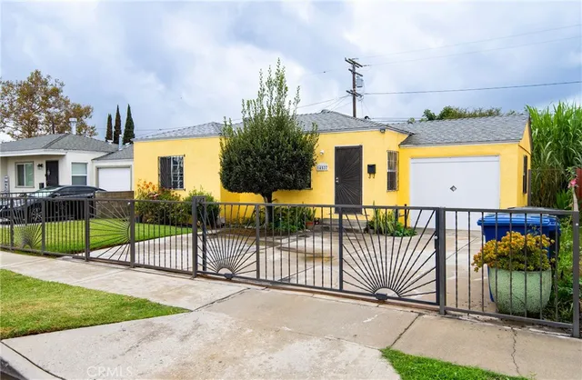 $699,999 | 14527 Corlett Avenue, Compton, CA 90220