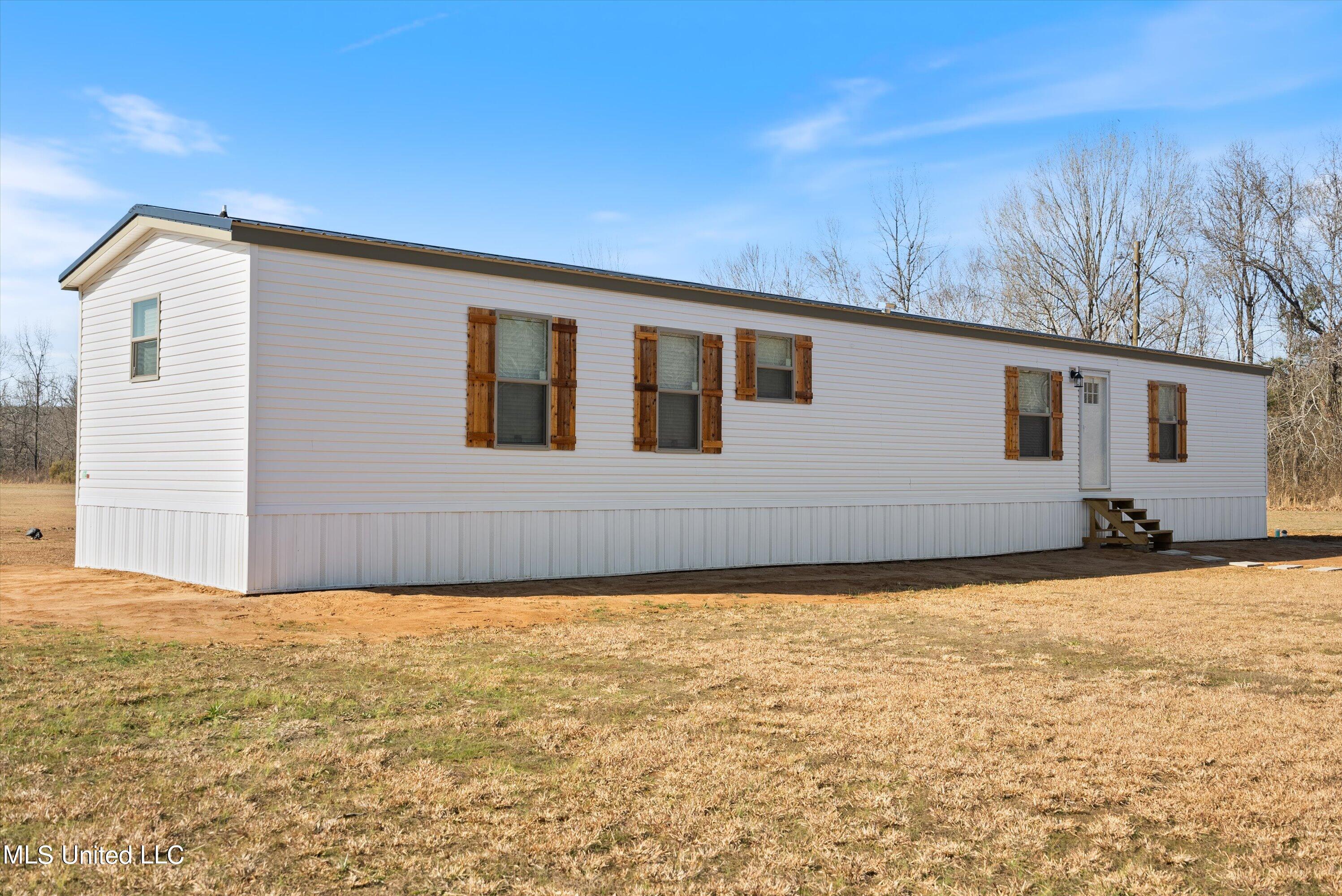 256 McCauley Road Holly Springs, MS 38635 - Photo 2 of 36 02-Front Exterior