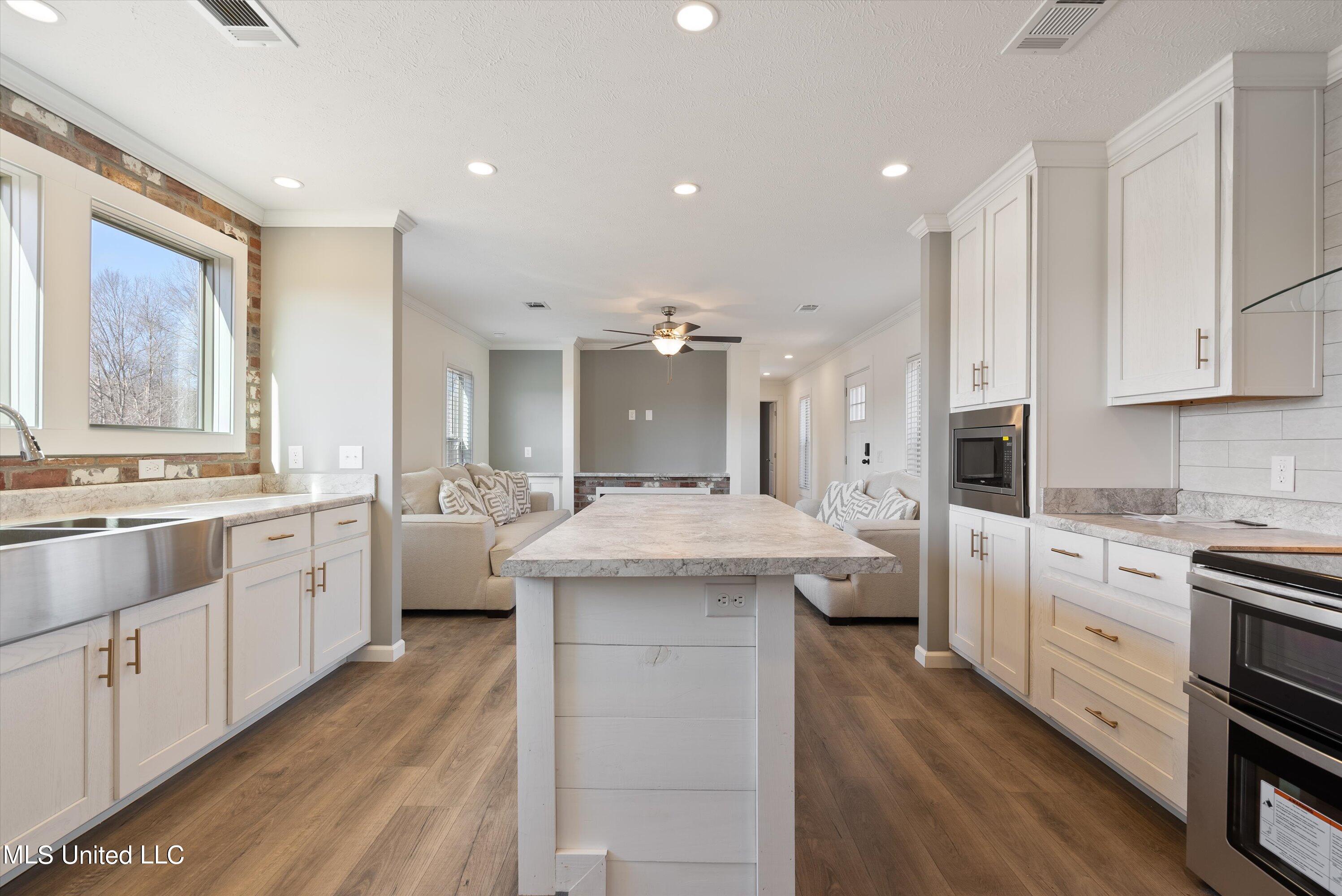 256 McCauley Road Holly Springs, MS 38635 - Photo 7 of 36 07-Kitchen