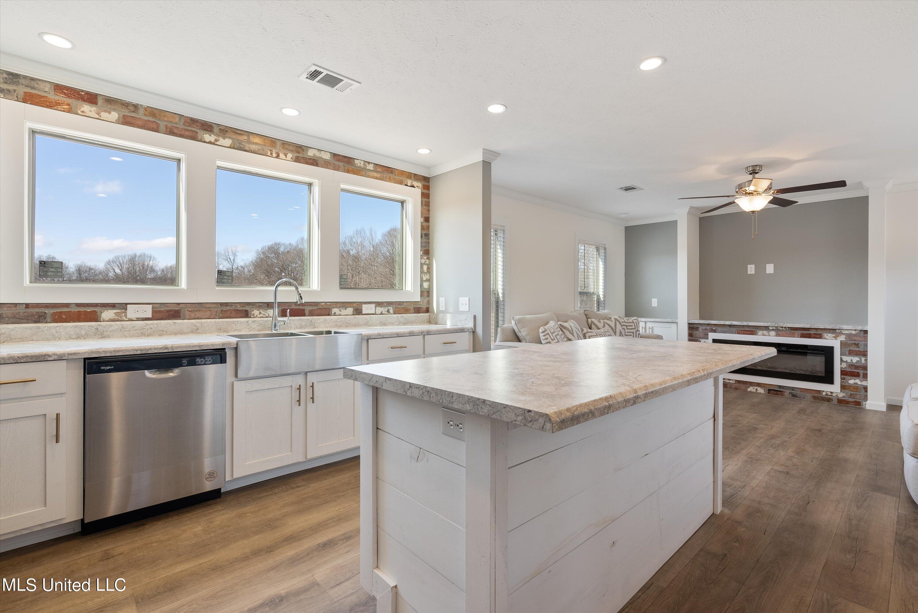256 McCauley Road Holly Springs, MS 38635 - Photo 8 of 36 08-Kitchen