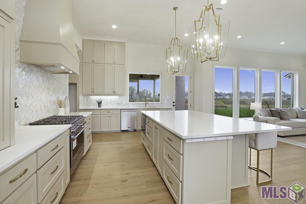 43294 Collyns Cove Prairieville, LA 70769 - Photo 11 of 40