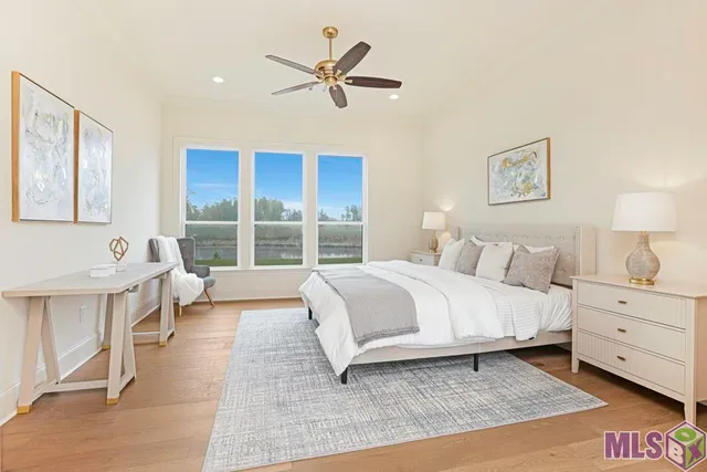 $889,900 | 43294 Collyns Cove, Prairieville, LA 70769