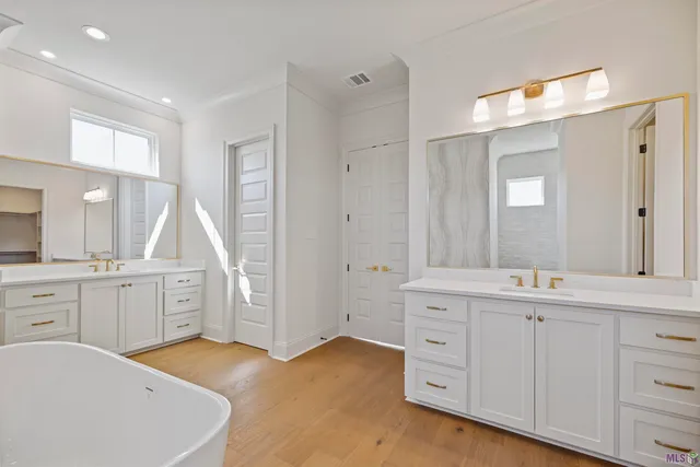 $900,000 | 43294 Collyns Cove, Prairieville, LA 70769