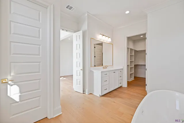 $900,000 | 43294 Collyns Cove, Prairieville, LA 70769