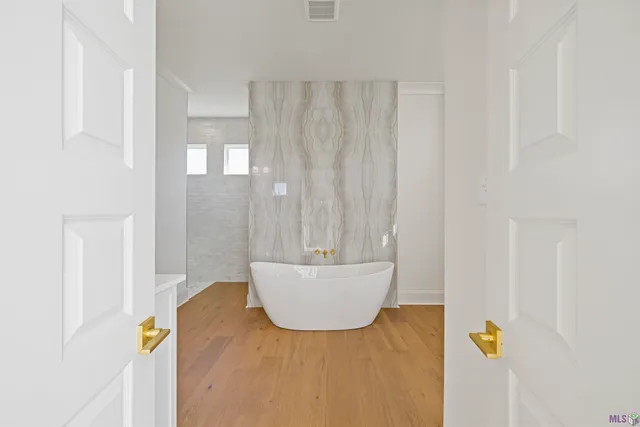 $900,000 | 43294 Collyns Cove, Prairieville, LA 70769