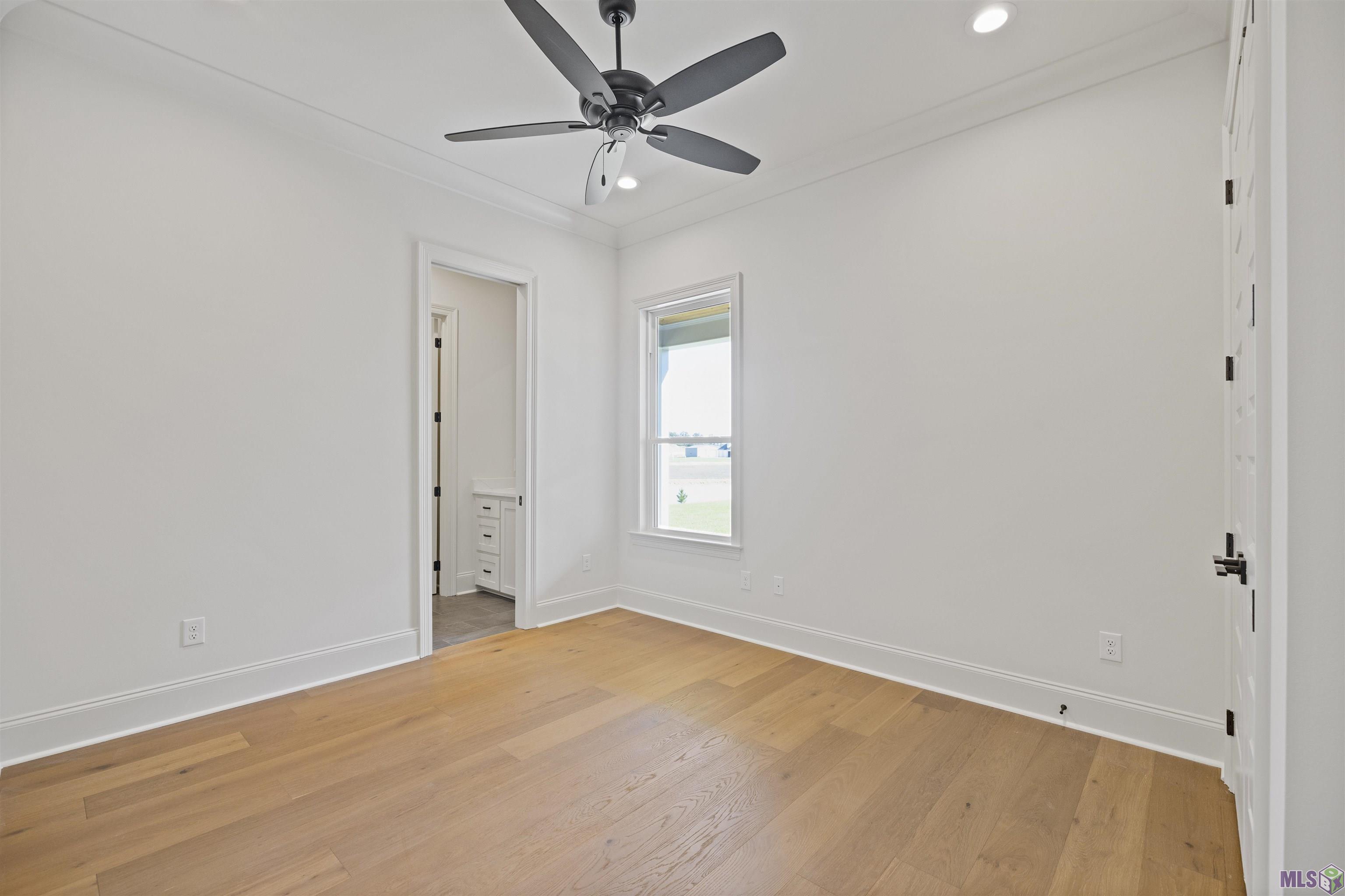 43294 Collyns Cove Prairieville, LA 70769 - Photo 32 of 40